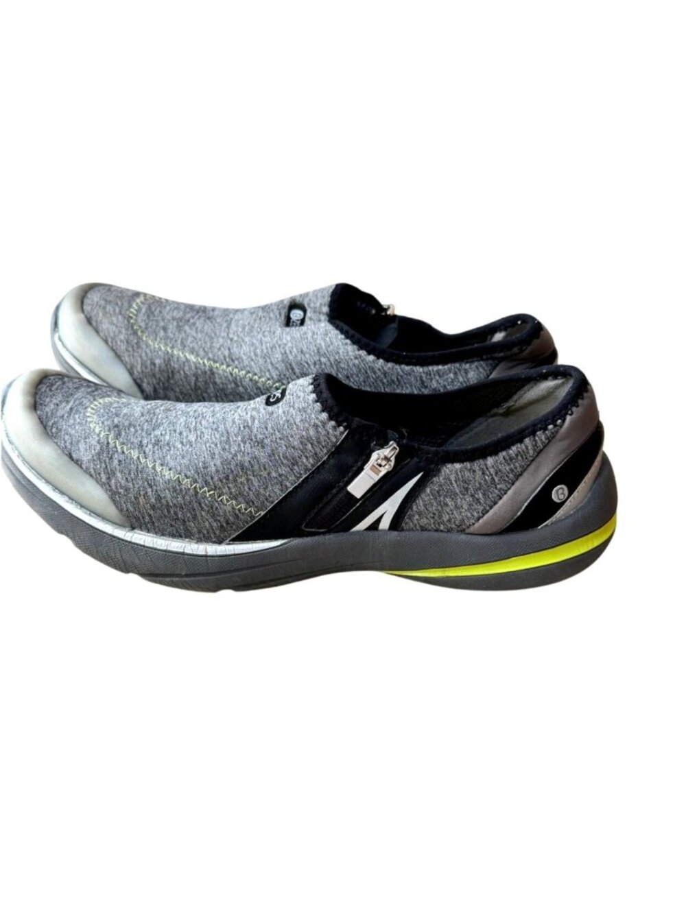 Bzees Gray Slip-On Sneakers - Size Men’s 11